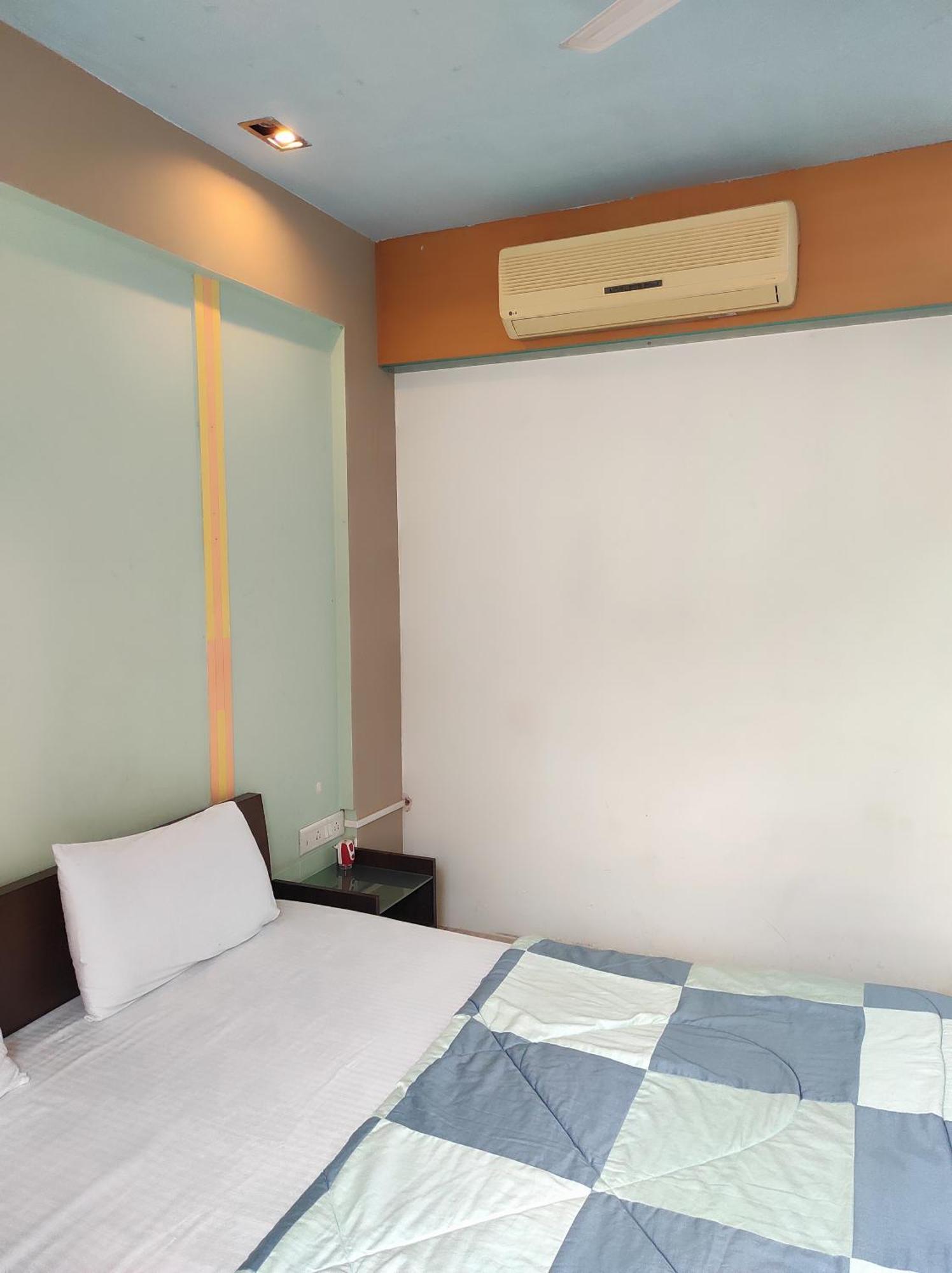 Apartment 1bhk Ac Service 110 Pune
