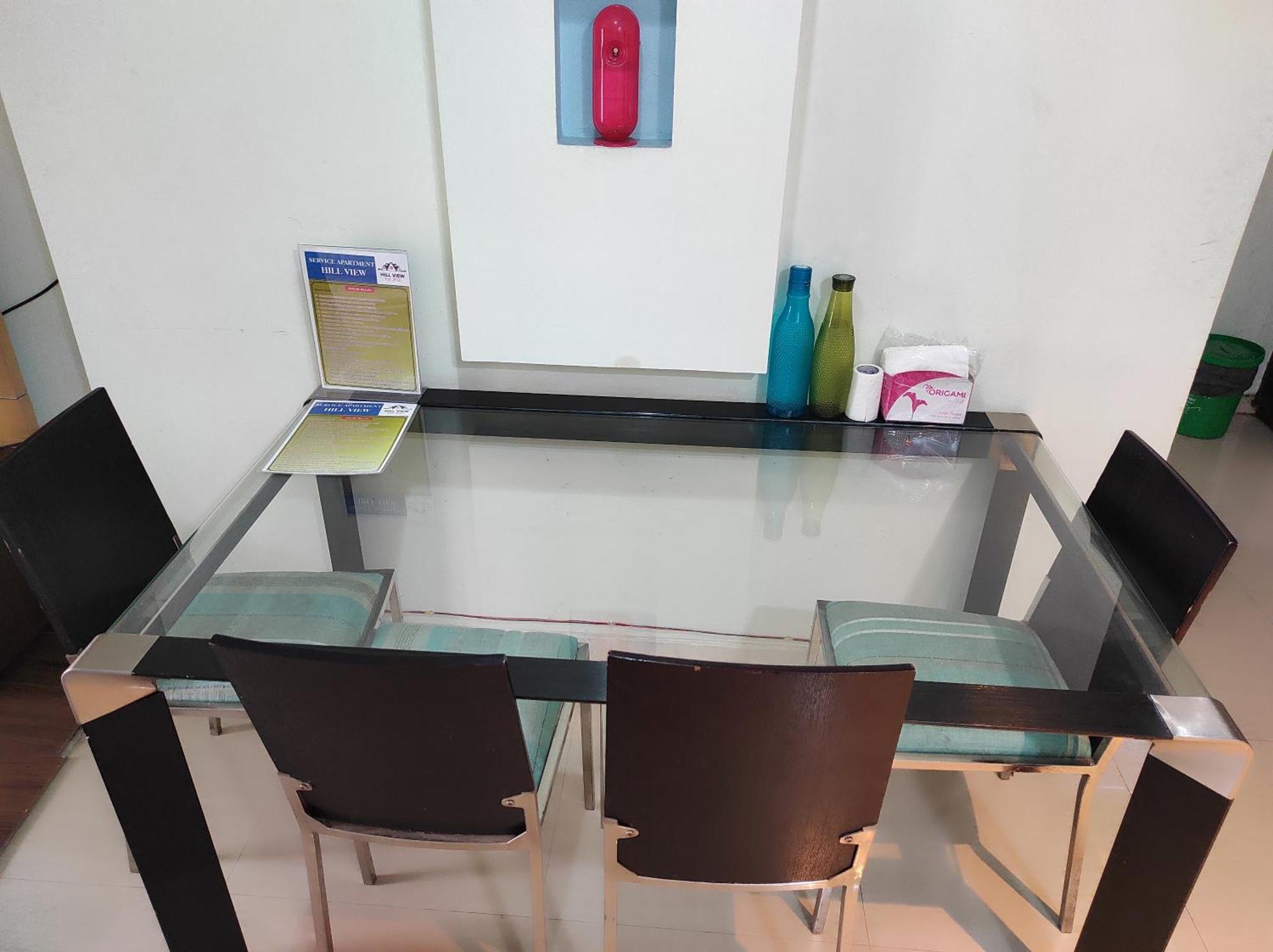 Apartment 1bhk Ac Service 110 *